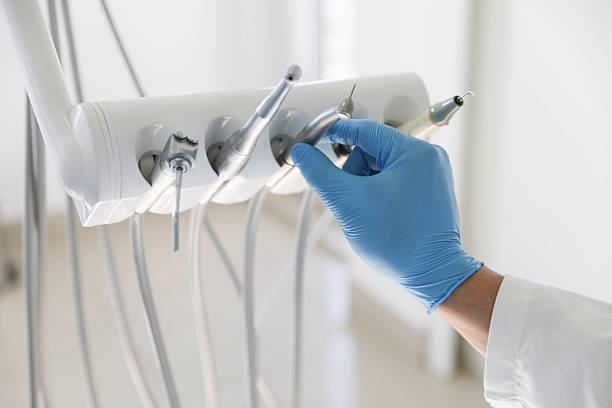 Professional Emergency Dentist technician working in Katonah, NY